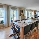 5 Bedroom Beautiful In Nyaraló *
